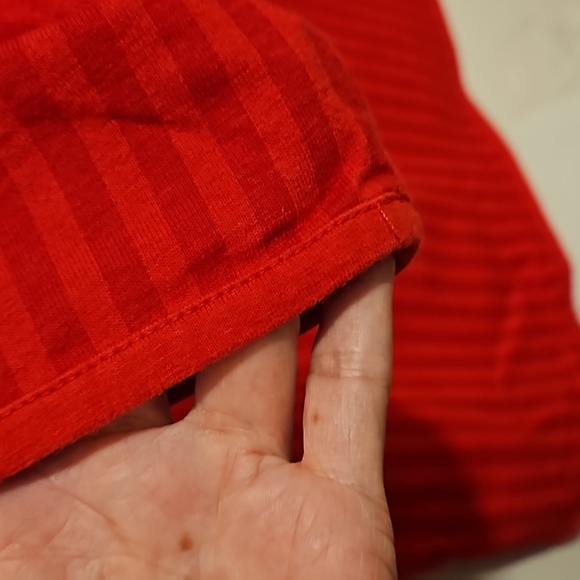 rel•e•vant products Naughty Cat Christmas lights red long sleeve night shirt OS - Picture 7 of 8